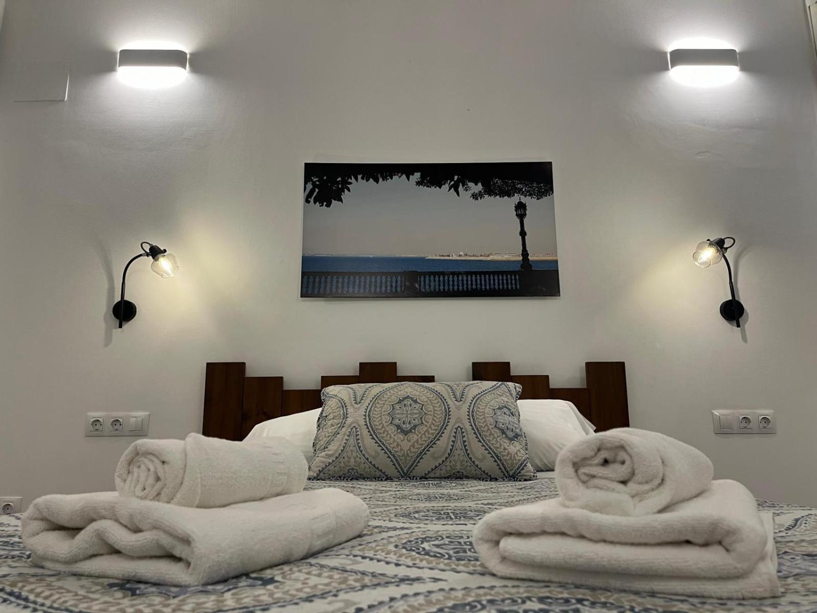 Apartamento The Traveller's house El Bastinazo con Terraza Privada Cádiz Exterior foto